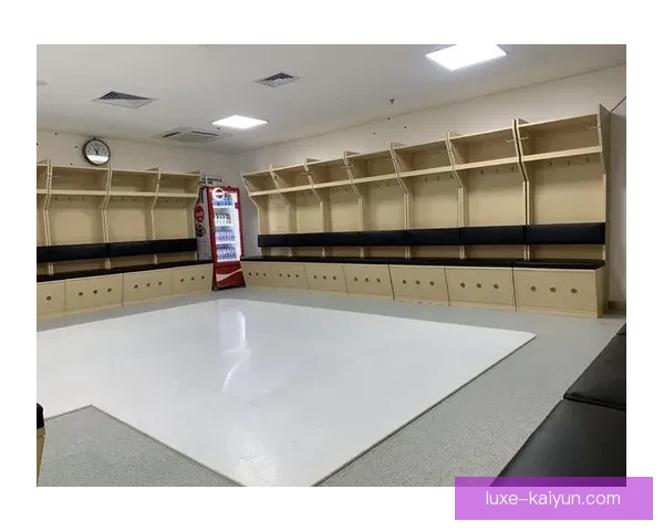 斯卡洛尼的更衣室管理展现出成功典范，助力球队氛围稳步提升