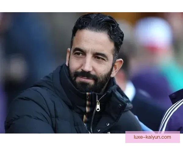 奥纳纳传球风格逐渐受到关注，状态回暖引发外界期待