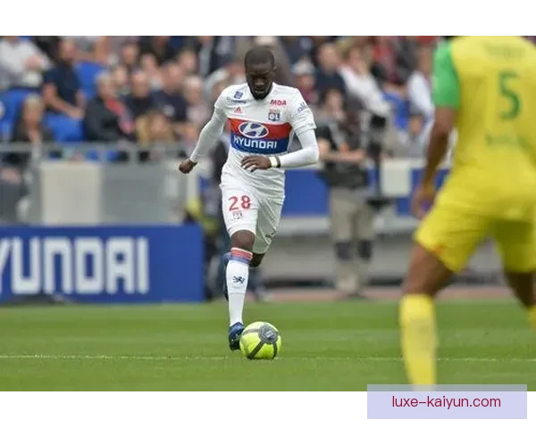 恩东贝莱在法国国家队表现凸显竞争力增强的趋势分析